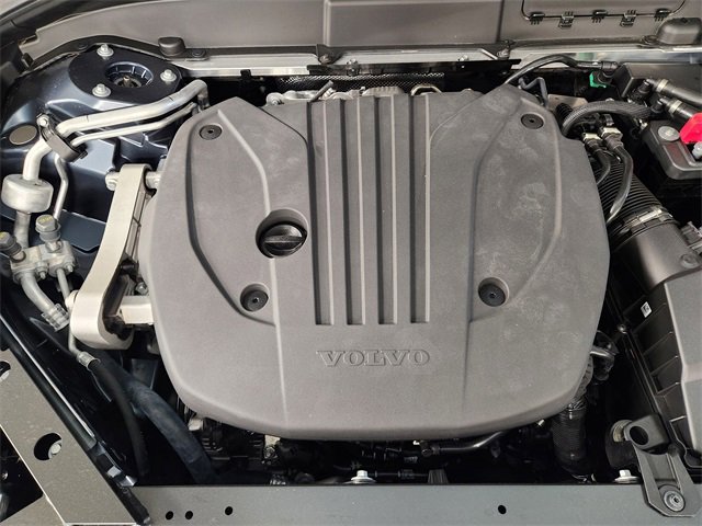 New 2026 Volvo XC60 B5 Plus w/ Protection Package Premier image 33
