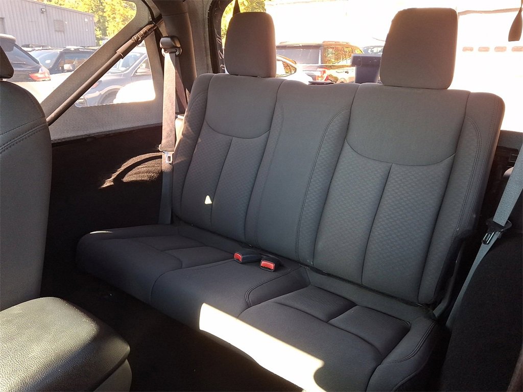 Used 2018 Jeep Wrangler Sport image 10