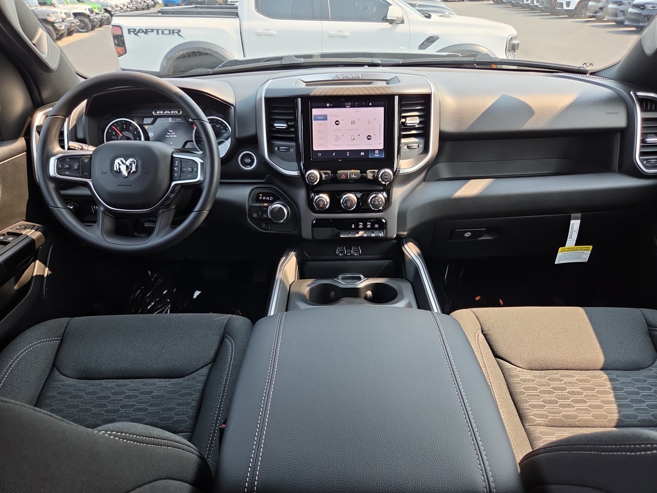 New 2026 RAM 1500 Express AWD/4WD image 16