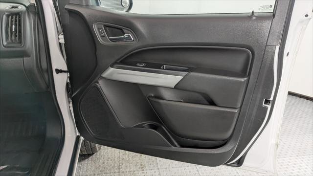 Used 2022 Chevrolet Colorado LT w/ Fleet Safety Package image 17