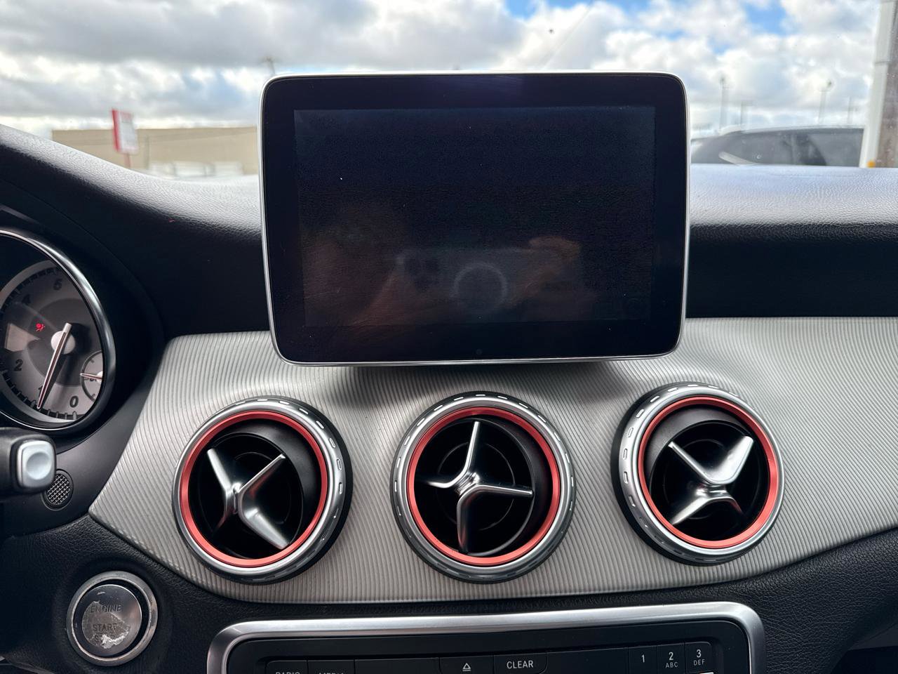 Used 2016 Mercedes-Benz GLA 250 image 21