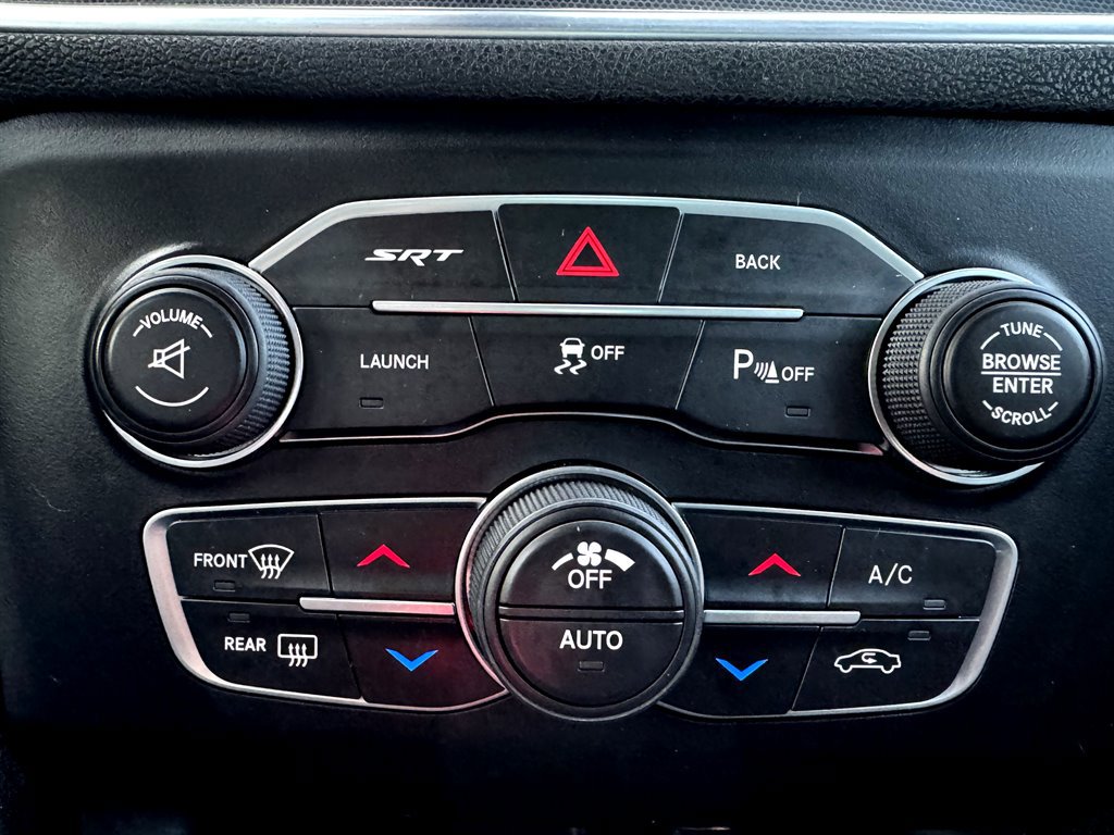 Used 2016 Dodge Charger SRT image 29