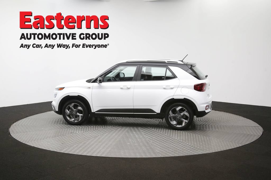 Used 2025 Hyundai Venue Limited FWD image 60