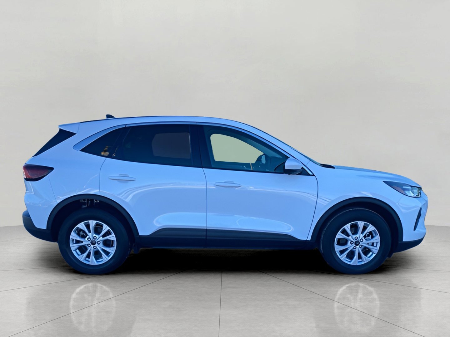 Certified 2023 Ford Escape Active w/ Tech Pack #2 image 4