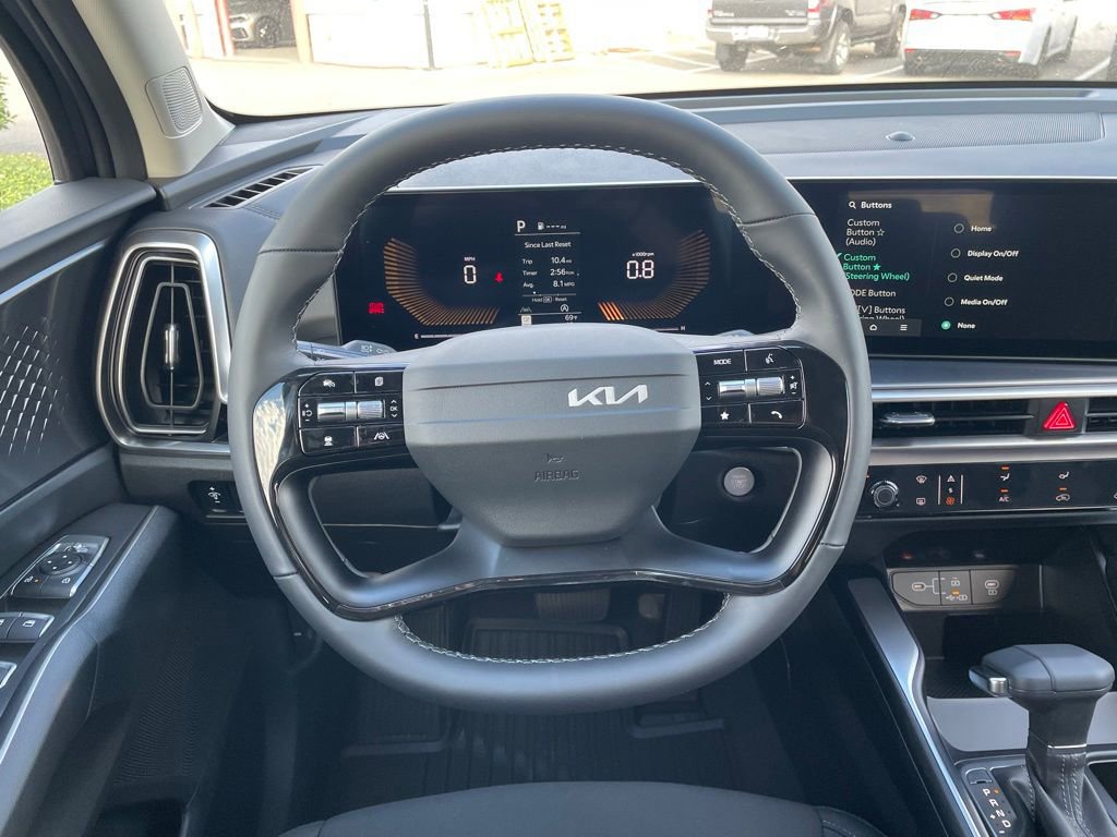New 2026 Kia Sorento LX FWD image 14