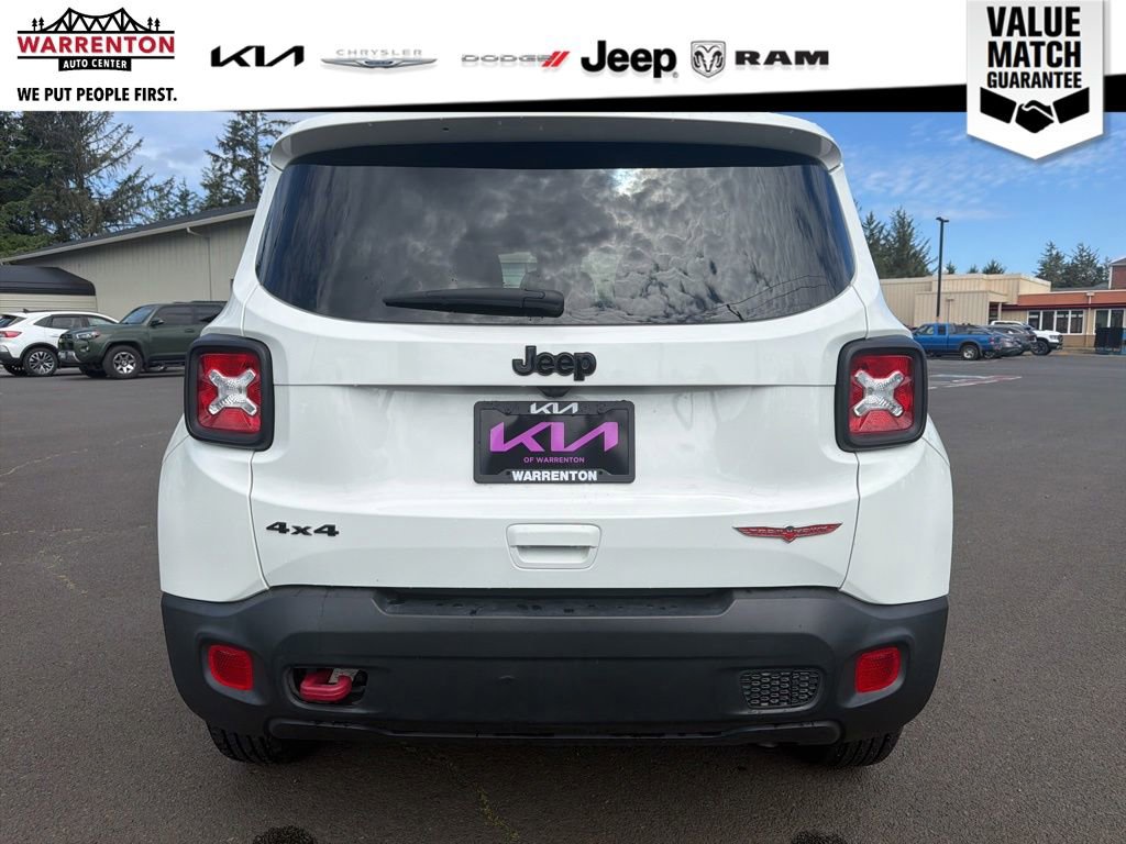 Used 2023 Jeep Renegade Trailhawk AWD/4WD image 8