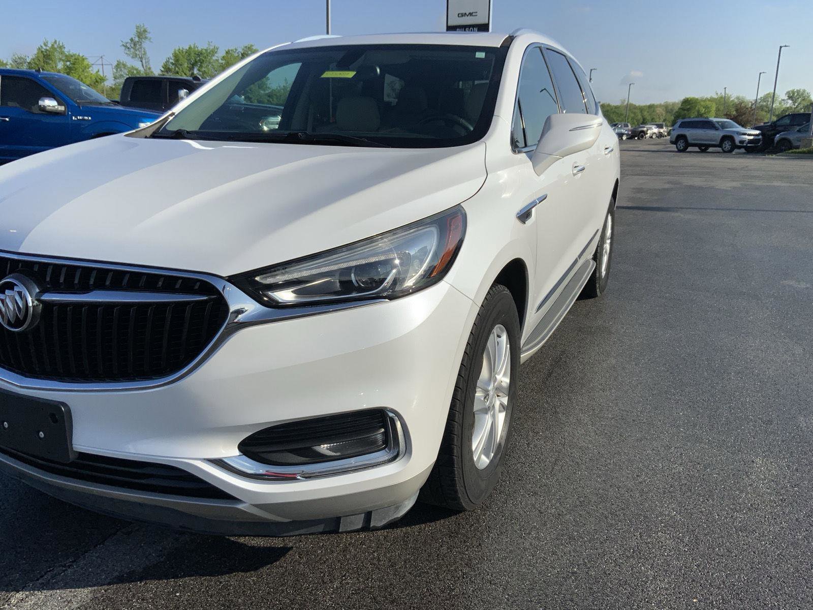 Used 2019 Buick Enclave Essence FWD image 11
