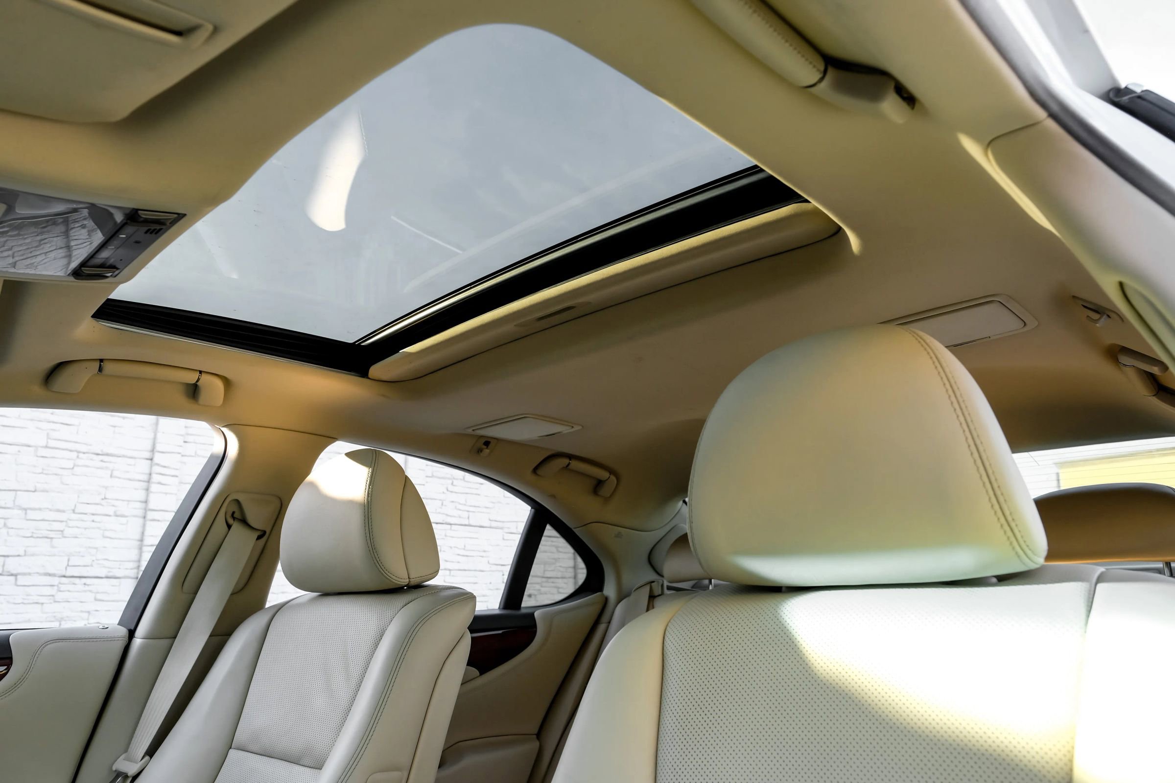 Used 2012 Lexus LS 460 image 5