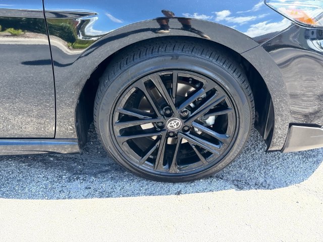 Used 2025 Toyota Camry SE FWD image 9