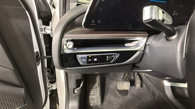 Used 2024 Cadillac Lyriq Tech AWD/4WD image 20