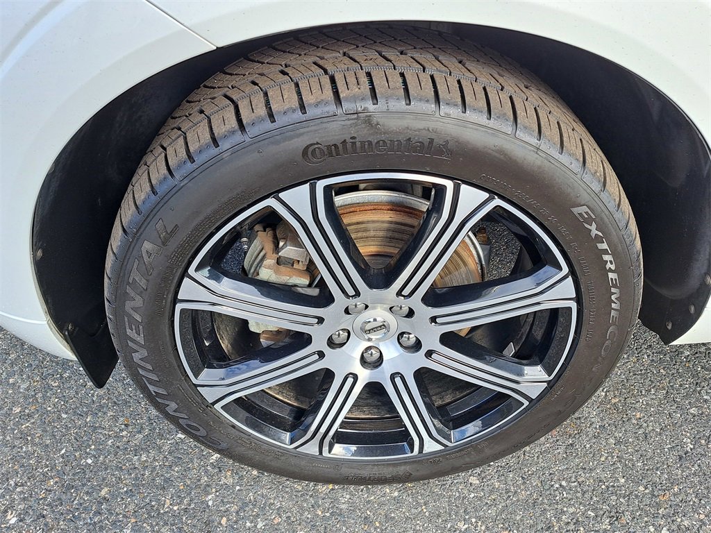 Used 2020 Volvo XC60 T5 Inscription w/ Protection Package image 33