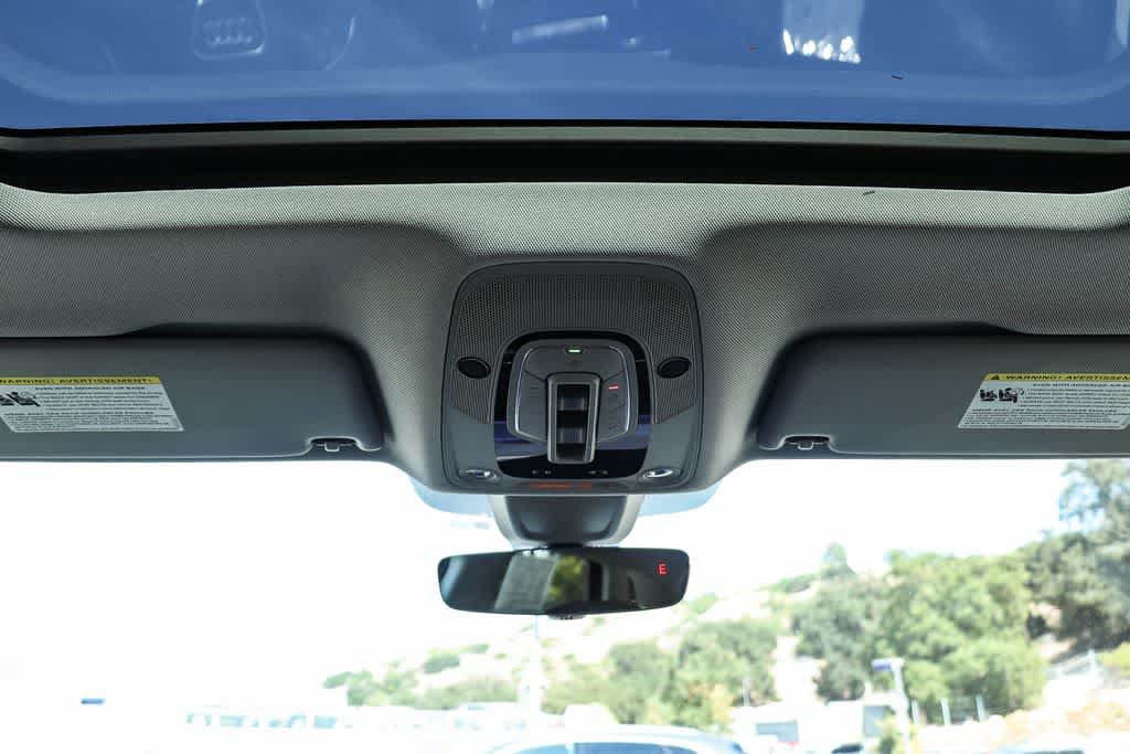 Used 2023 Audi Q5 e Premium w/ Convenience Package AWD/4WD image 11