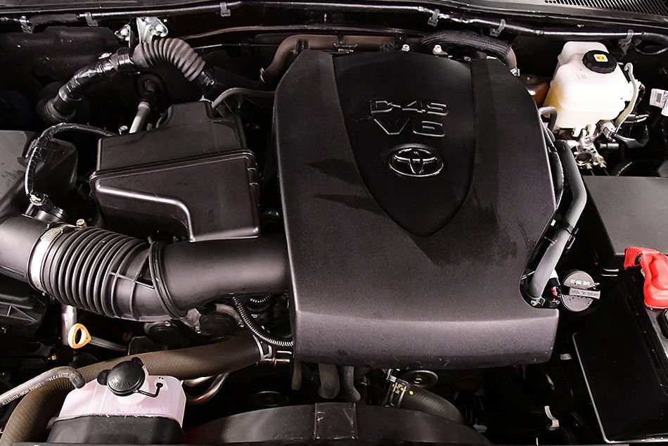 Used 2023 Toyota Tacoma TRD Off-Road w/ Advanced Technology Package AWD/4WD image 33