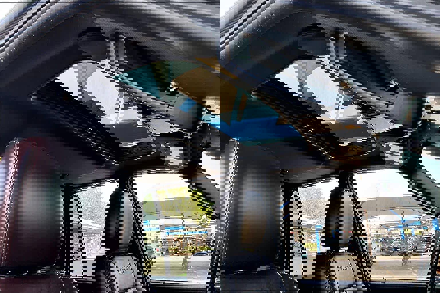 Used 2015 Ford Expedition Platinum image 14