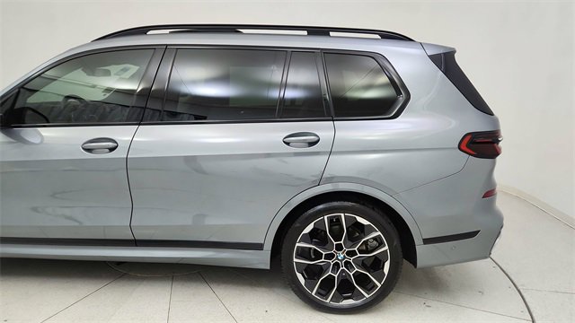 Used 2023 BMW X7 xDrive40i w/ M Sport Package image 10