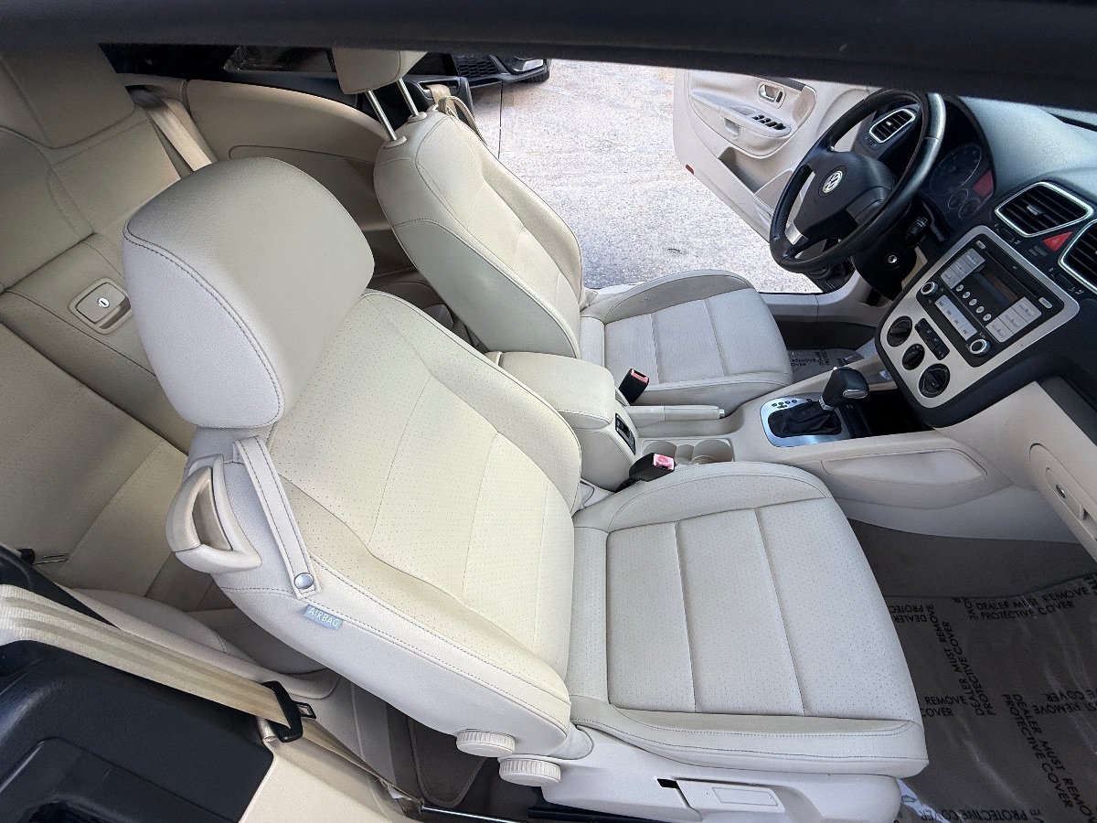 Used 2008 Volkswagen Eos Komfort FWD image 16