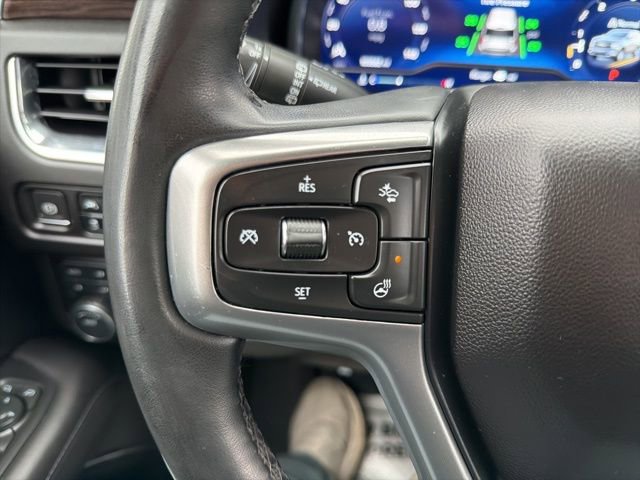 Used 2023 Chevrolet Tahoe Z71 w/ Luxury Package AWD/4WD image 32