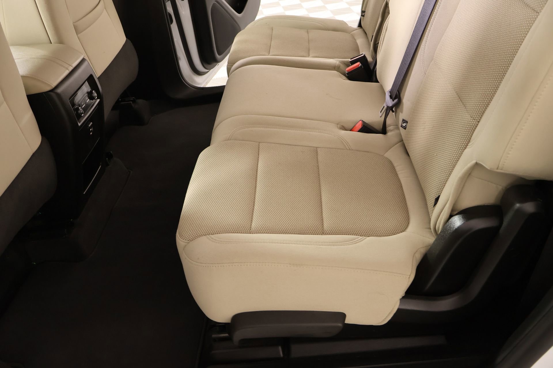 Used 2023 Chevrolet Traverse LS w/ Safety Package image 12