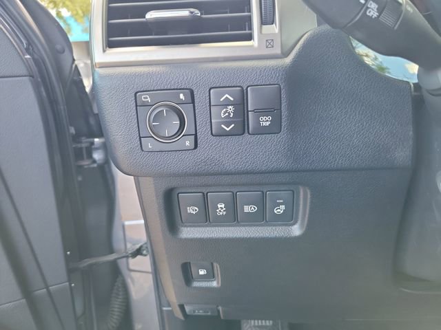 Used 2021 Lexus GX 460 Premium image 14