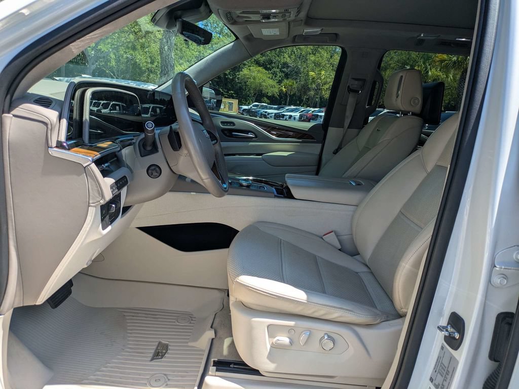Used 2023 Cadillac Escalade ESV Sport Platinum AWD/4WD image 23