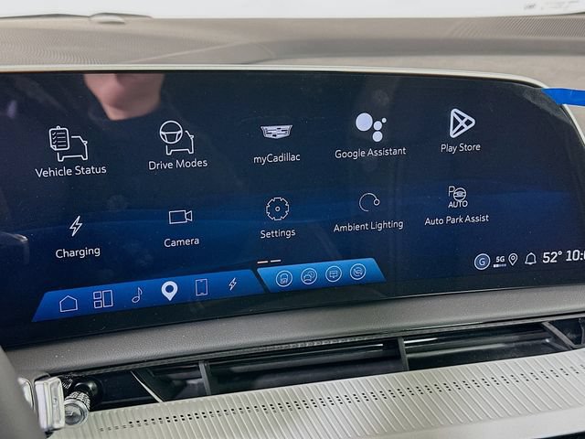 New 2026 Cadillac Optiq Luxury 1 RWD image 10