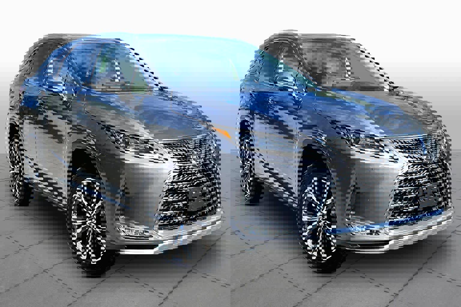 Used 2022 Lexus RX 350 FWD w/ Premium Package image 3