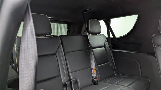 Used 2023 Chevrolet Suburban Premier RWD image 19