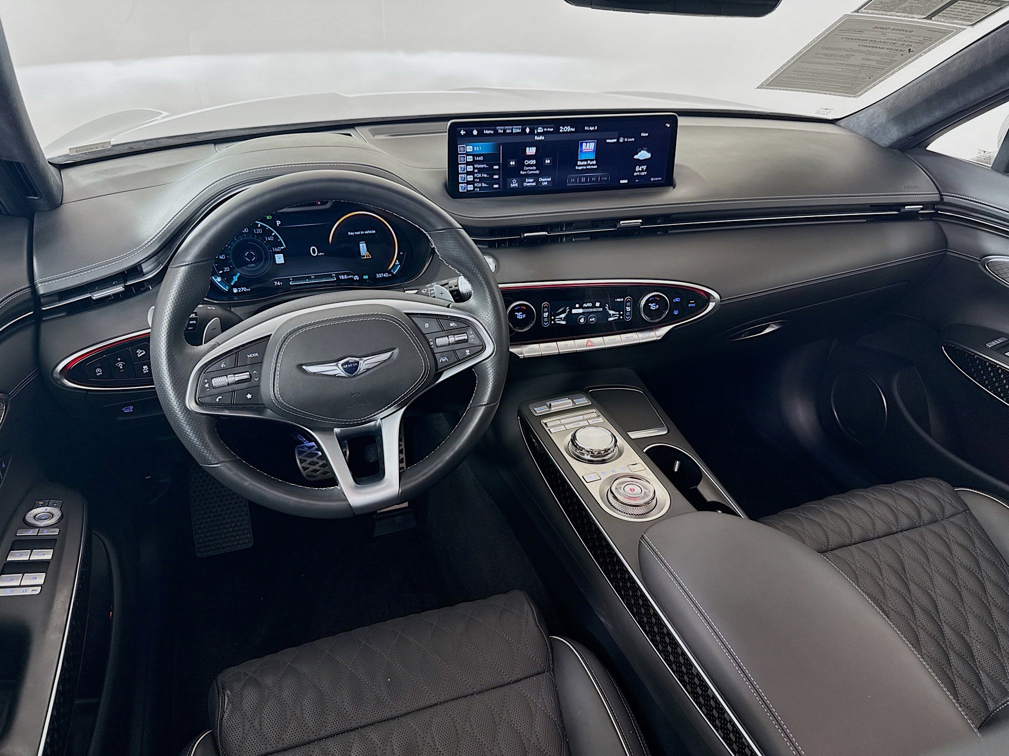 Used 2024 Genesis GV70 3.5T Sport w/ Sport Prestige Package image 25