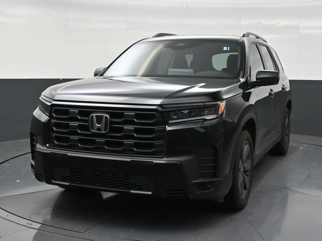 Used 2026 Honda Pilot Sport image 8