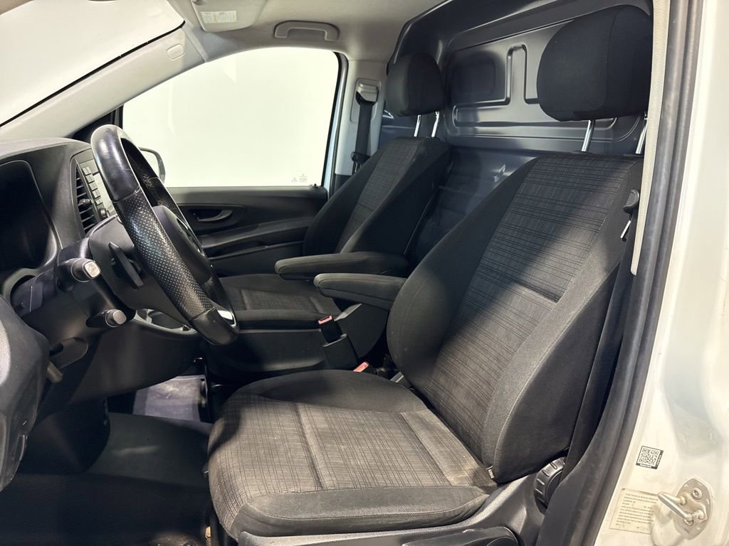 Used 2019 Mercedes-Benz Metris image 25