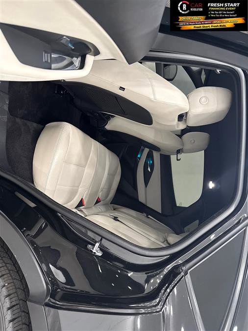 Used 2020 Jaguar E-PACE R-Dynamic S image 36