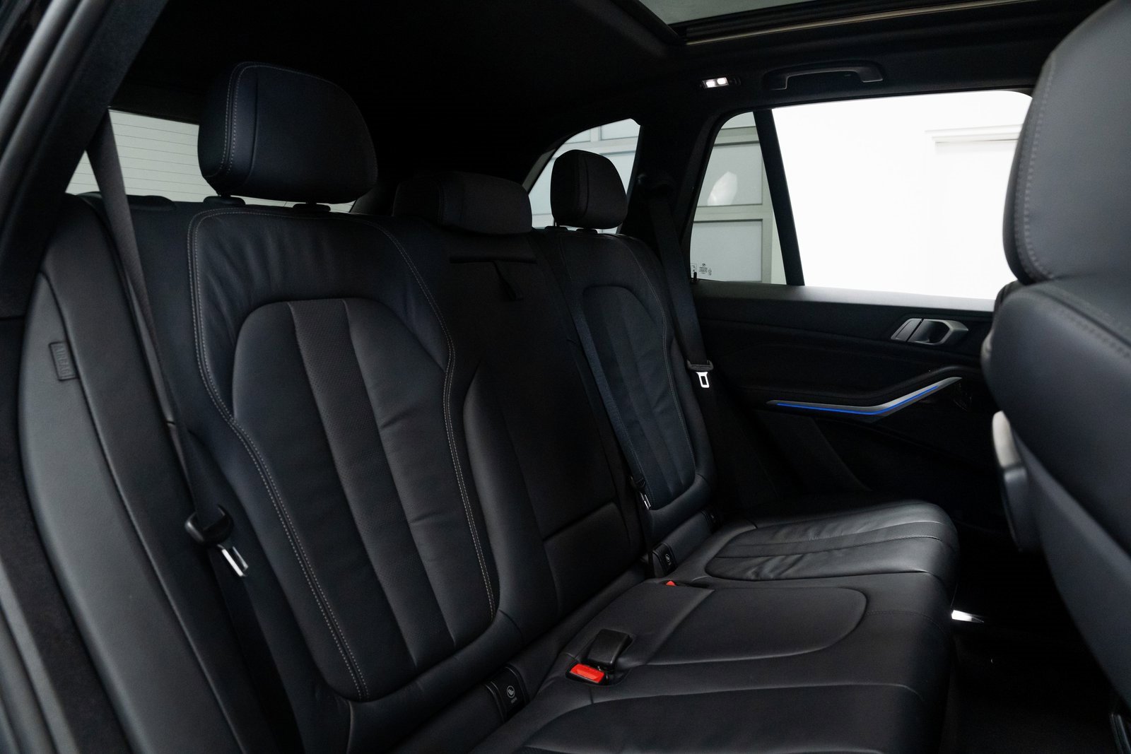 Used 2019 BMW X5 xDrive40i w/ Convenience Package image 23