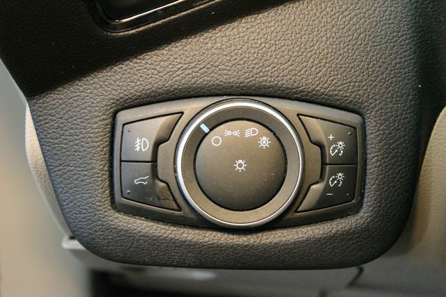 Used 2019 Ford Escape Titanium w/ U9j03 - Titanium Tow Package image 19