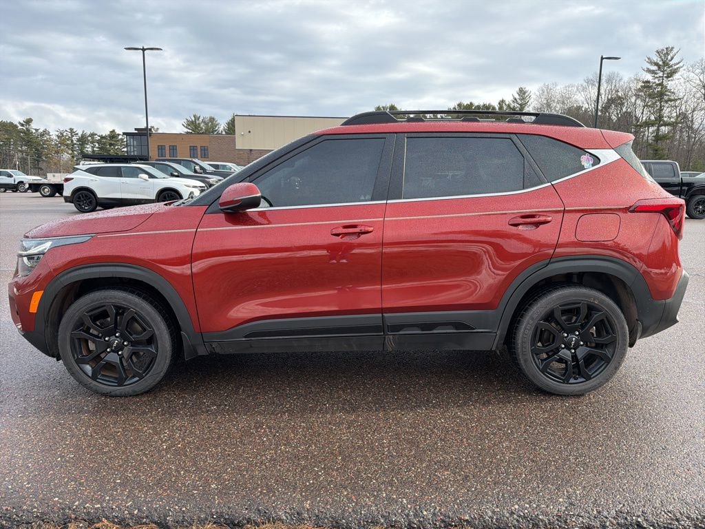 Used 2024 Kia Seltos X-Line image 3
