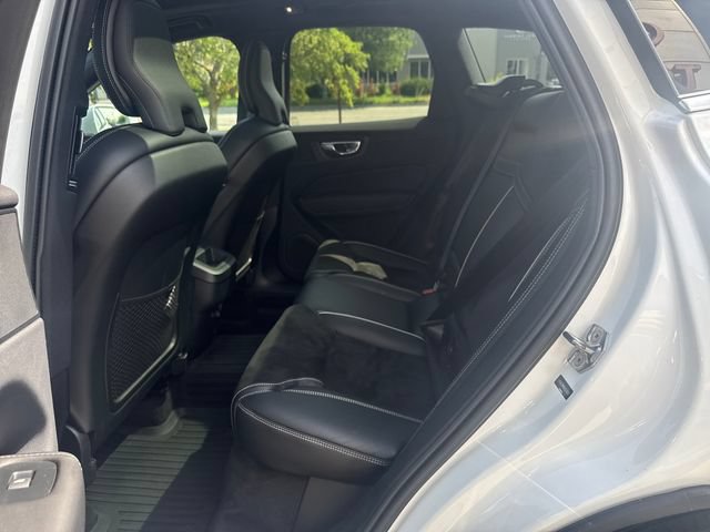 Used 2019 Volvo XC60 T6 R-Design w/ Protection Package Premier AWD/4WD image 27