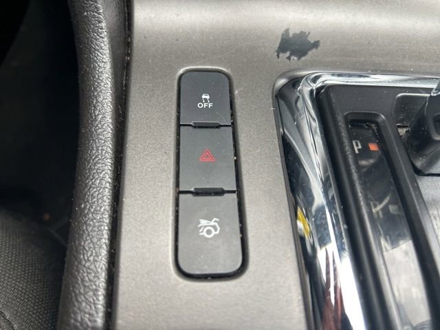 Used 2014 Ford Mustang Convertible RWD image 21