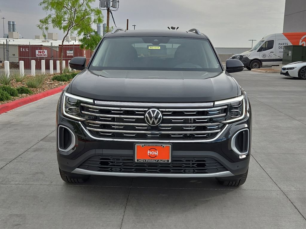 Certified 2025 Volkswagen Atlas SEL AWD/4WD image 4