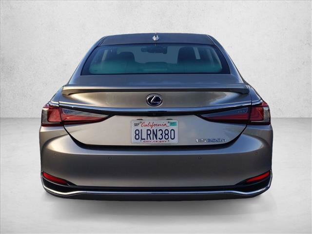 Used 2019 Lexus ES 300h w/ Accessory Package 2 FWD image 7