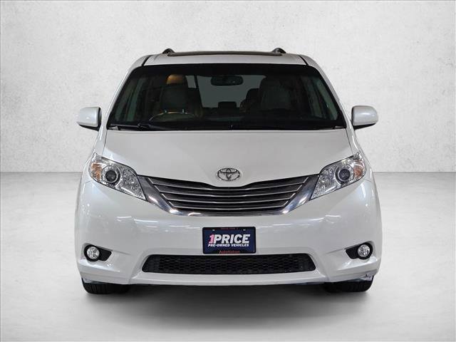 Used 2017 Toyota Sienna XLE w/ XLE Navigation Package image 2