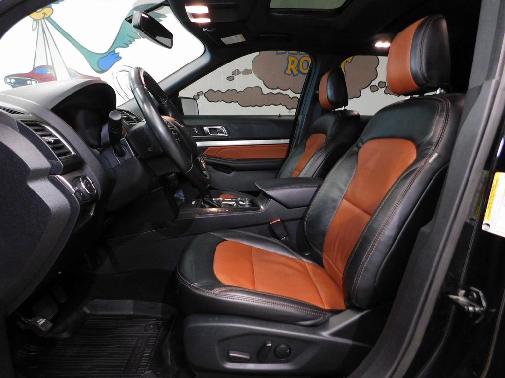 Used 2019 Ford Explorer XLT w/ XLT Desert Copper Package AWD/4WD image 31