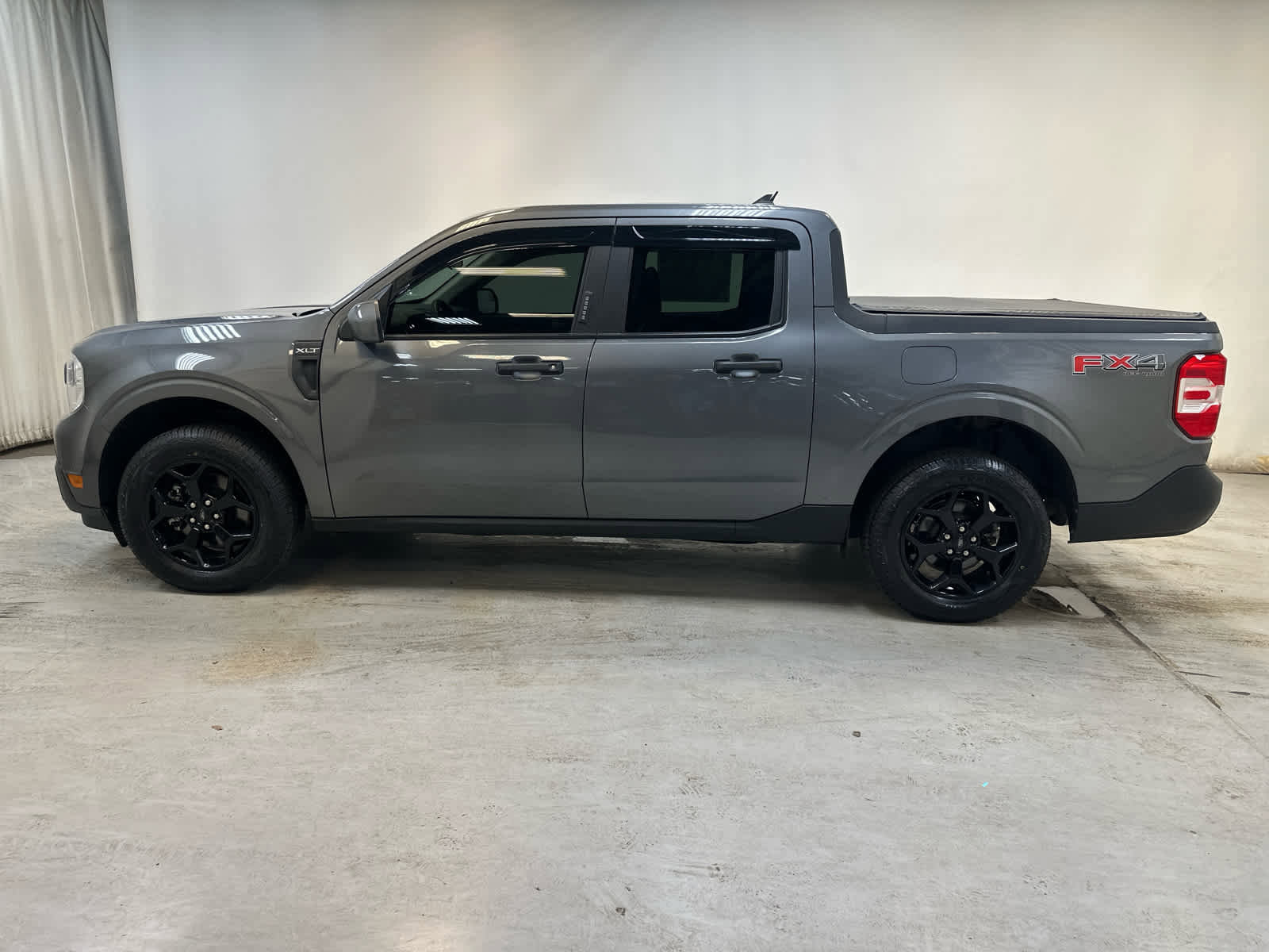 Used 2022 Ford Maverick XLT w/ Equipment Group 300A Standard image 9