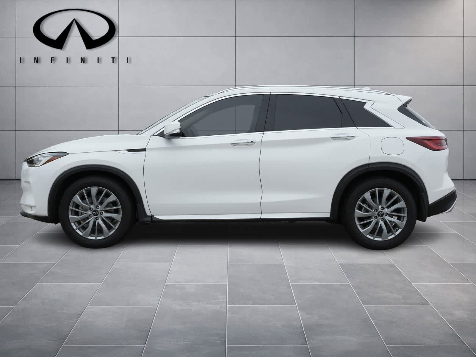 Used 2025 INFINITI QX50 Luxe w/ Cargo Package AWD/4WD image 4