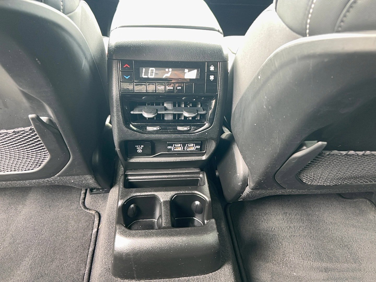Used 2021 Jeep Grand Cherokee L Laredo AWD/4WD image 24