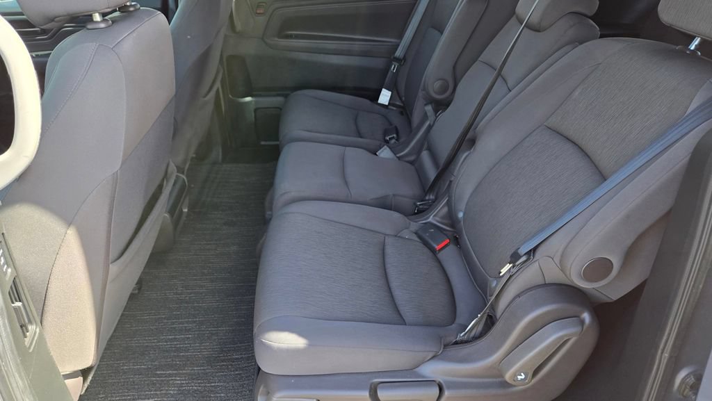 Used 2023 Honda Odyssey EX image 11