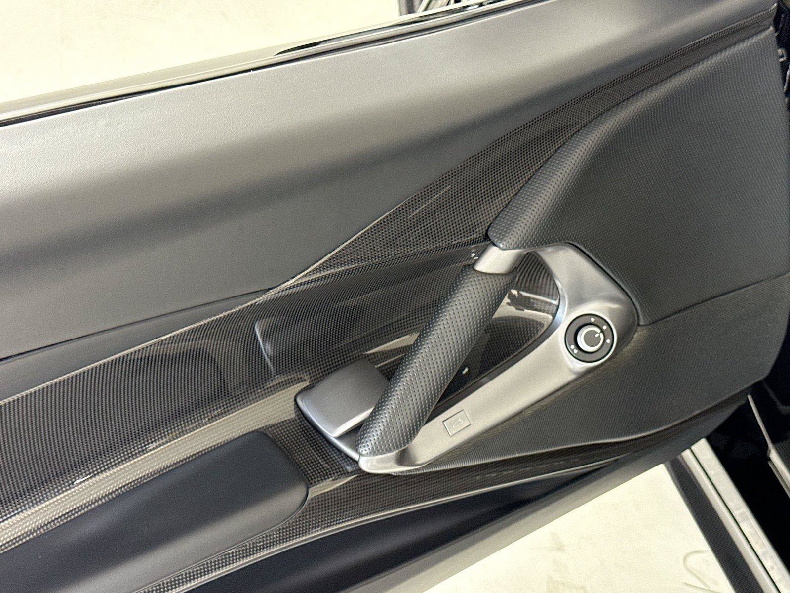 Used 2021 Ferrari 812 GTS RWD image 12