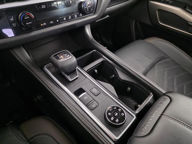 Used 2024 Nissan Pathfinder Platinum w/ Lighting Package (N93) image 43