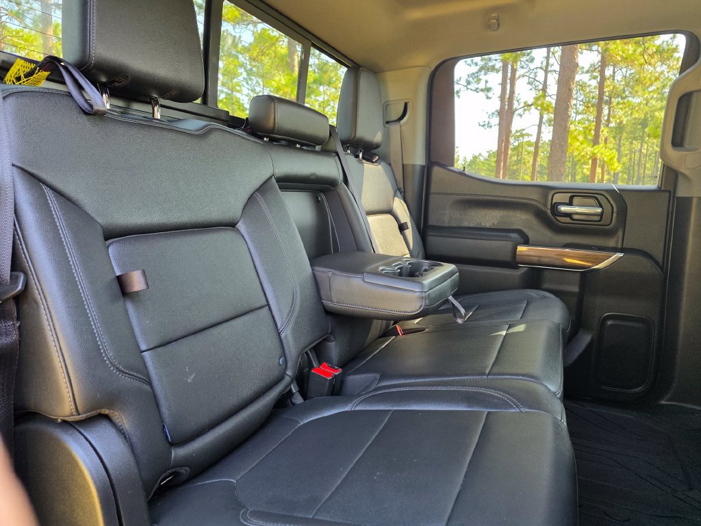 Used 2021 Chevrolet Silverado 1500 LT Trail Boss w/ Convenience Package II AWD/4WD image 22