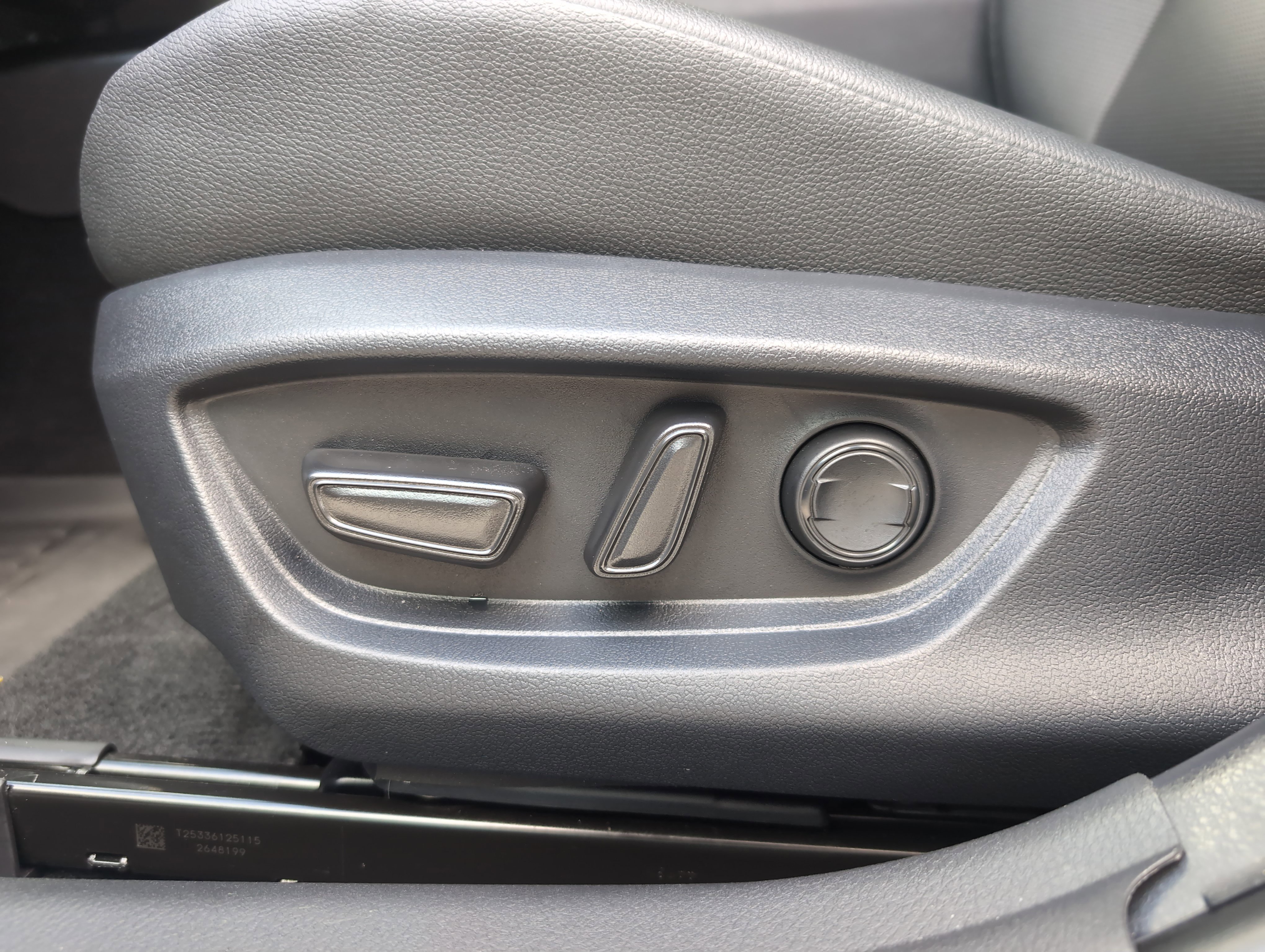 Certified 2026 Toyota Camry XLE FWD image 17