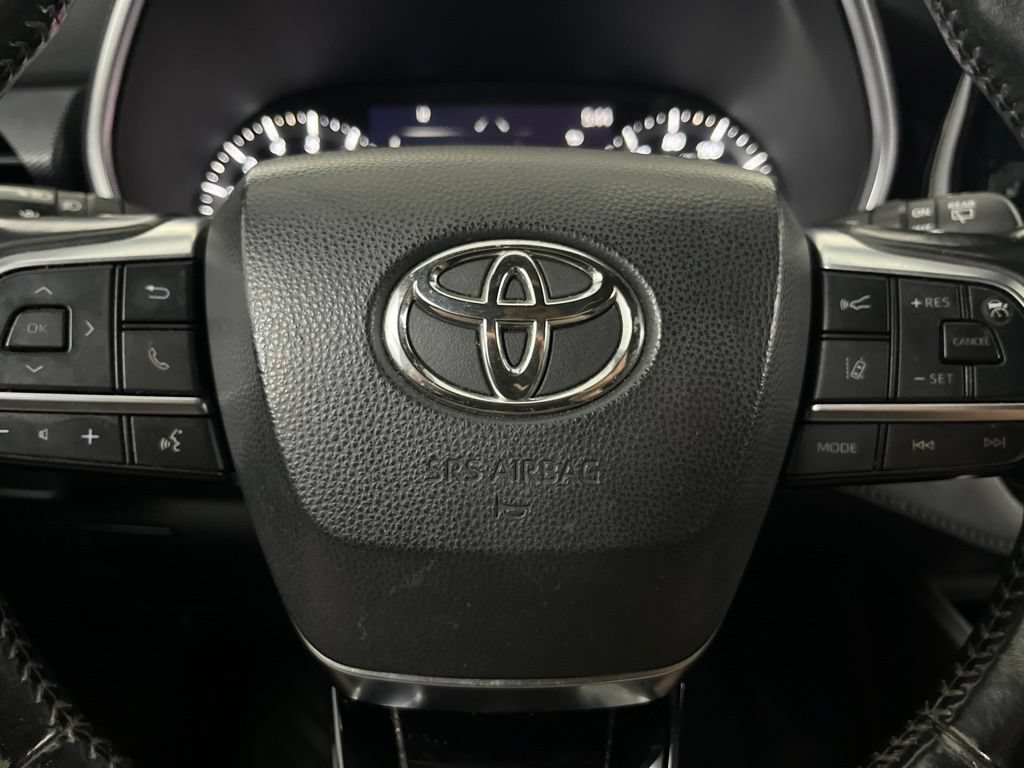 Used 2021 Toyota Highlander XSE AWD/4WD image 61