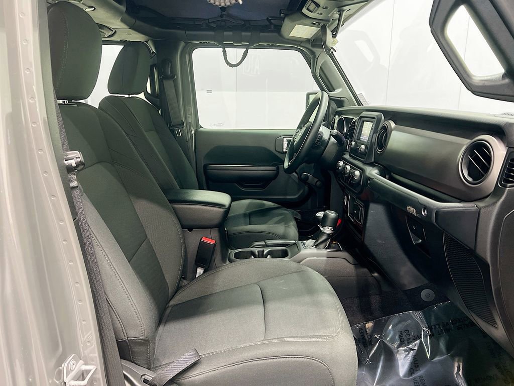 Used 2021 Jeep Gladiator Sport w/ Trailer Tow Package image 14